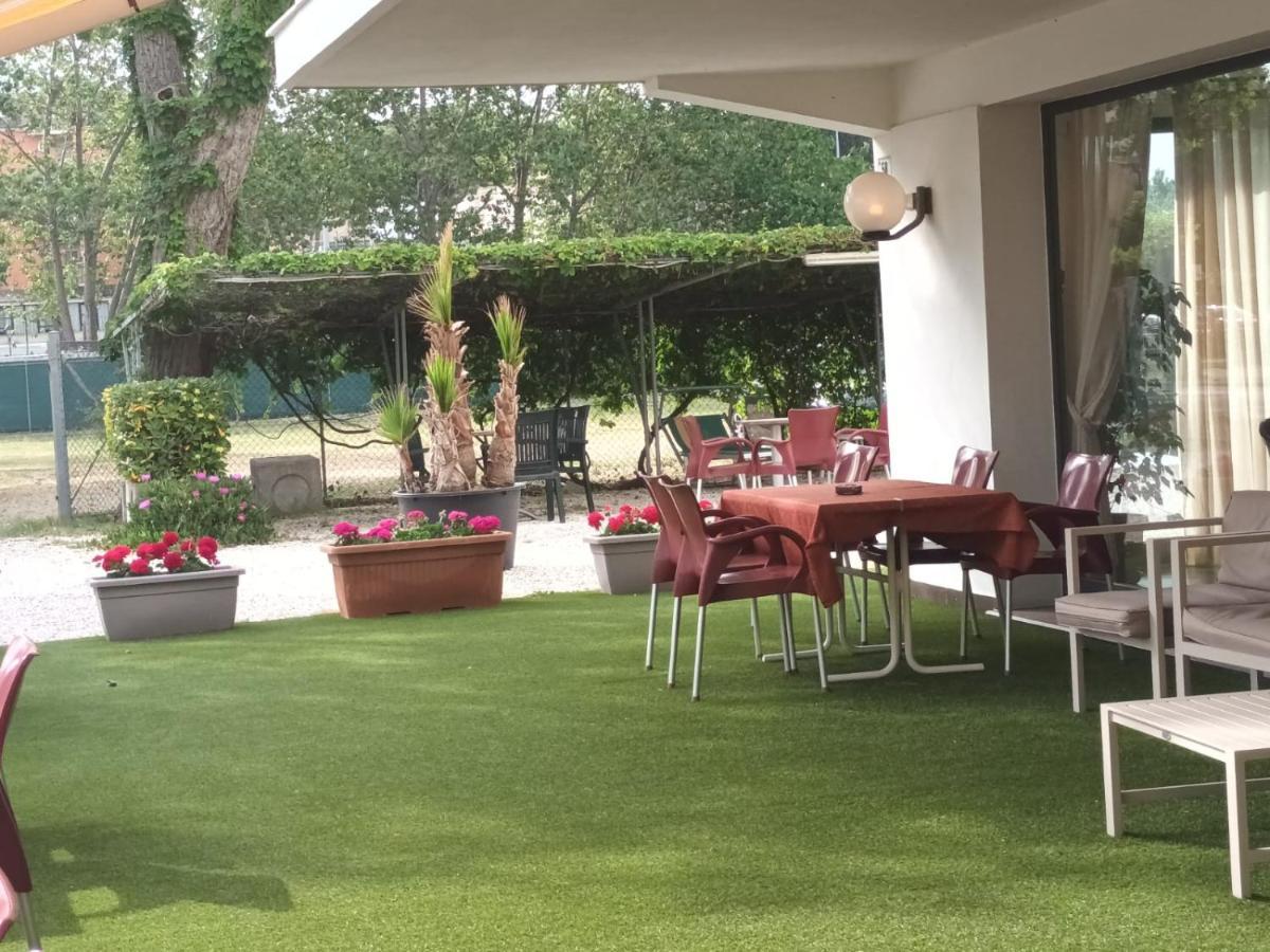 Hotel Bologna Misano Adriatico Ngoại thất bức ảnh